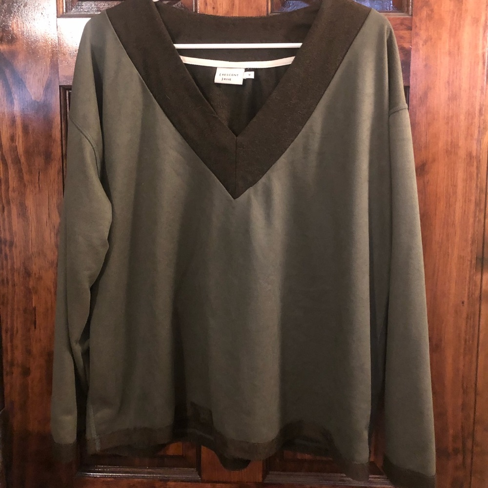 Crescent Drive Olive V neck sweater
